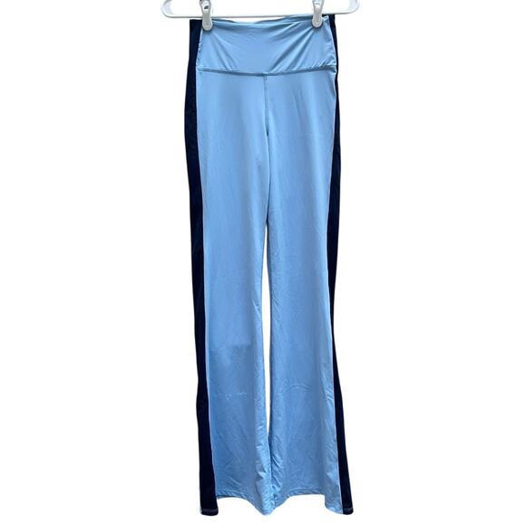 Ayda Activewear Flare Legging Light Blue Navy UNC Women's Medium - Picture 1 of 8